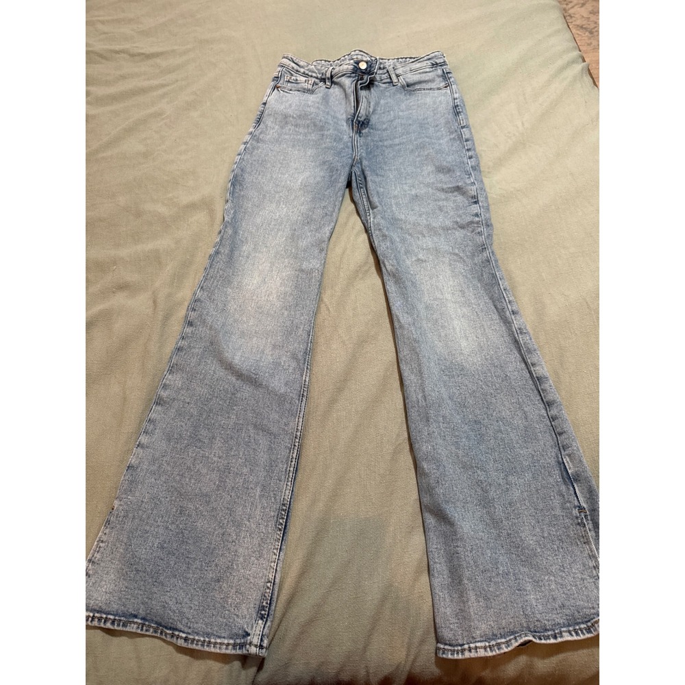 Old Navy Higher High Rise Flare Jeans Light Wash Blue Split Hem Womens Size 10